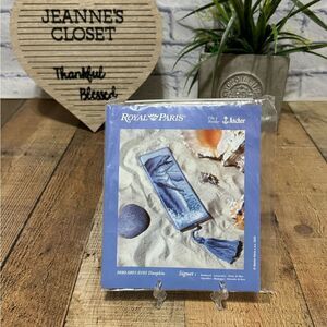 ROYAL PARIS Dolphins plastic canvas bookmark NEW kit